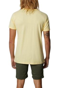 Camiseta Altonadock con bolsillo en el pecho amarillo para hombre