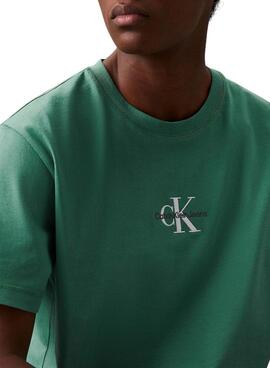 Camiseta Calvin Klein Jeans Monologo verde para hombre