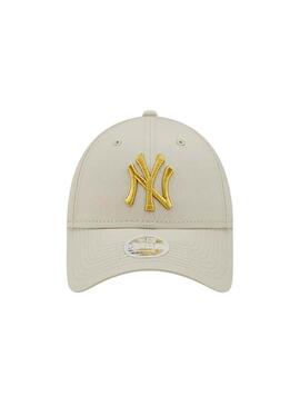 Gorra New Era Metallic logo beige y dorado para mujer y hombre