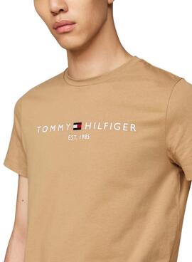 Camiseta Tommy Hilfiger básica tostado para hombre