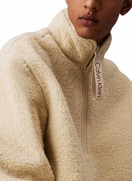 Sudadera Calvin Klein Jeans Sherpa borreguillo beige para hombre