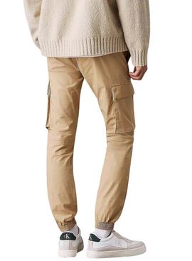 Pantalón Calvin Klein Jeans Cargo beige para hombre