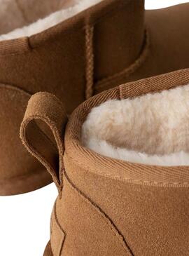 Botas UGG Classic Ultra Mini New Heights camel para mujer