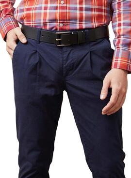 Pantalón chino Altonadock marino con pinzas para hombre