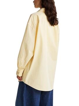 Camisa Tommy Jeans Badge amarillo para mujer