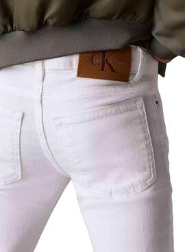 Pantalones Calvin Klein Mid Rise Flared blanco 