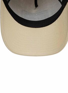 Gorra New Era Trucker Patch beige para hombre