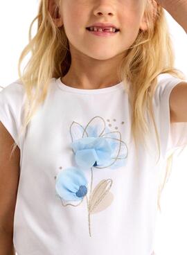 Camiseta Mayoral flor relieve blanco para niña